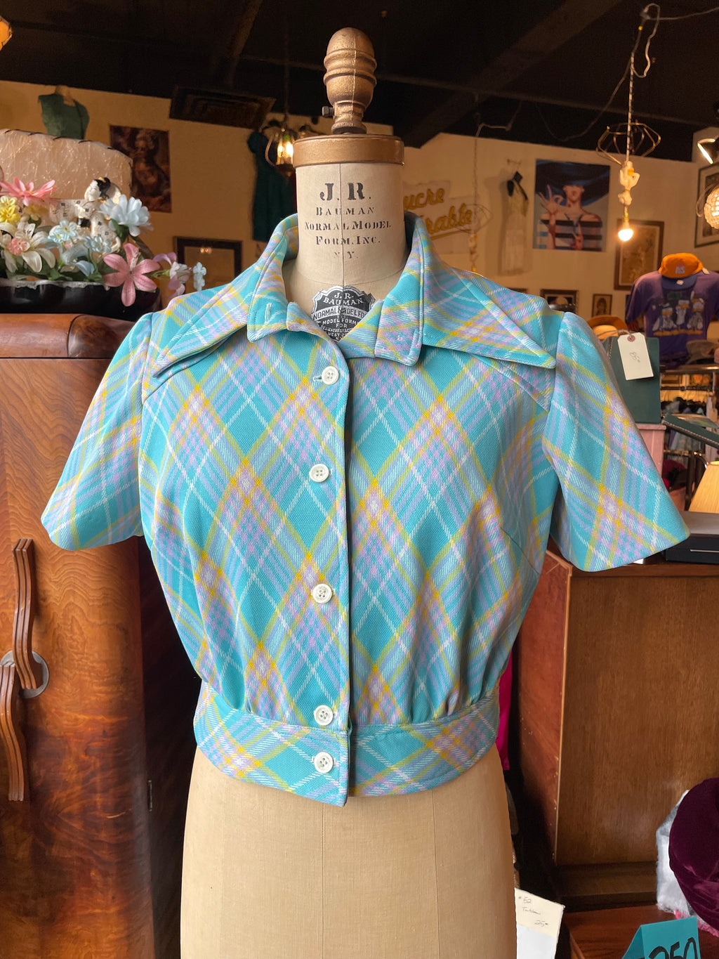 Vintage 1950s The Third Dimension blouse by Milton Wallace